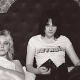 Imagen del artista Dakota Fanning And Kristen Stewart