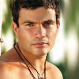 Imagem do artista Amr Diab