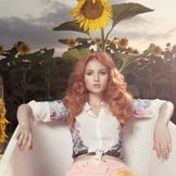 Artist's image Lucia