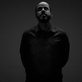 Imagen del artista Gui Amabis