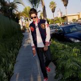 Imagem do artista T. Mills