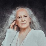 Imagen del artista Maria Bethânia