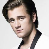 Imagen del artista Luke Benward