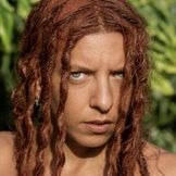 Imagem do artista Vange Leonel