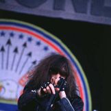 Imagem do artista Joey Ramone