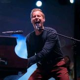 Imagem do artista Andrew Mcmahon