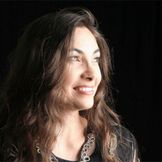 Imagen del artista Cristiane
