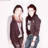 Imagen del artista Dakota Fanning And Kristen Stewart