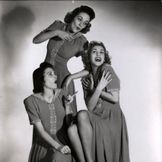 Artist image The Andrews Sisters