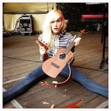 Artist image Sarah Blackwood