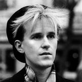 Imagem do artista Howard Jones