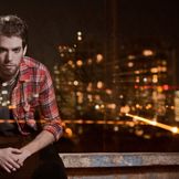 Imagen del artista Thiago Schiefer