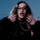 Imagen del artista Cae