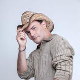 Imagen del artista Johny Vianna