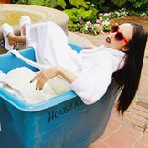 Artist image Allie X