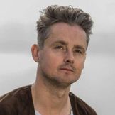 Imagen del artista Tom Chaplin