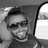 Imagem do artista Paul McDonald