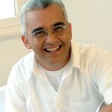 Imagem do artista Ricardo Sá