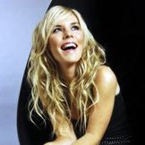 Imagem do artista Jennifer Paige