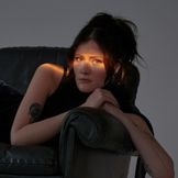 Imagem do artista Madeline Juno