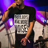 Imagem do artista Raleigh Ritchie
