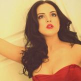 Imagen del artista Elizabeth Gillies