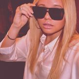 Artist image Alli Simpson