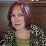 Imagen del artista Iris DeMent