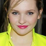 Imagen del artista Abigail Breslin