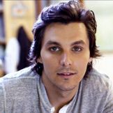Imagem do artista Charlie Worsham