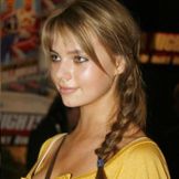 Artist image Indiana Evans