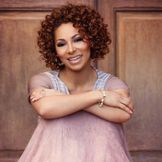 Imagen del artista Queila Martins