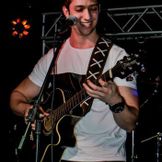 Imagen del artista Allan Lima