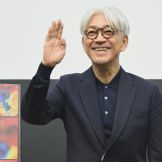 Imagem do artista Ryuichi Sakamoto
