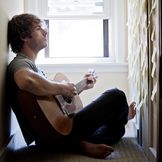 Imagem do artista Jon McLaughlin
