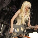 Imagem do artista Taylor Momsen