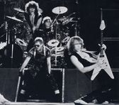 Foto de Accept