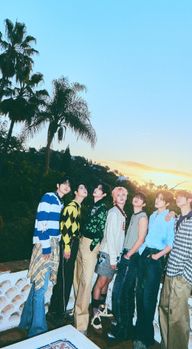 CLOSE YOUR EYES (K-pop) - LETRAS.MUS.BR