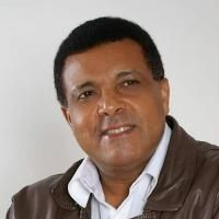 Foto do artista Ozeias de Paula