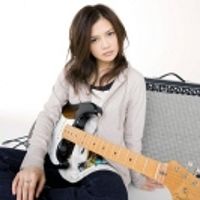 Artist photo Yui