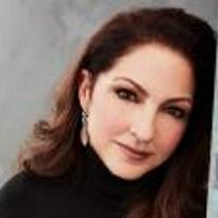 Artist photo Gloria Estefan