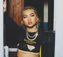 Foto de Hayley Kiyoko