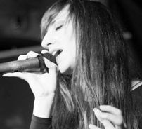 Foto de Light Among Shadows