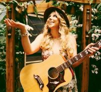 Foto de Elise Testone