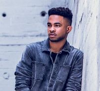 Foto de Elijah Blake