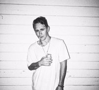 Foto de Arizona Zervas