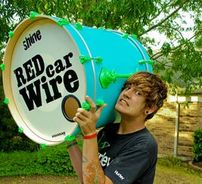 Foto de Red Car Wire