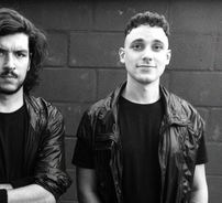 Foto de Lee and James