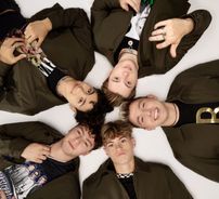 Foto de No Lonely Hearts