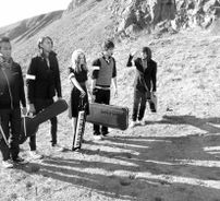 Foto de Worth Dying For